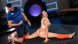 FitnessRooms – Erin Moore – UK gymfluencer shoots spicy content - MyPornerLeak