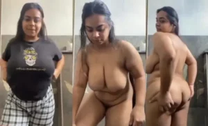 Office Girlfriend Show Her Big Boobs And Ass – Indian porn video - MyPornerLeak