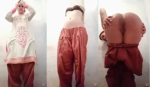 Pakistani Hot Village Girl Show Her Ass Hole – Indian porn video - MyPornerLeak