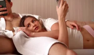 The Russian girl got bored and decided to suck a dick - MyPornerLeak